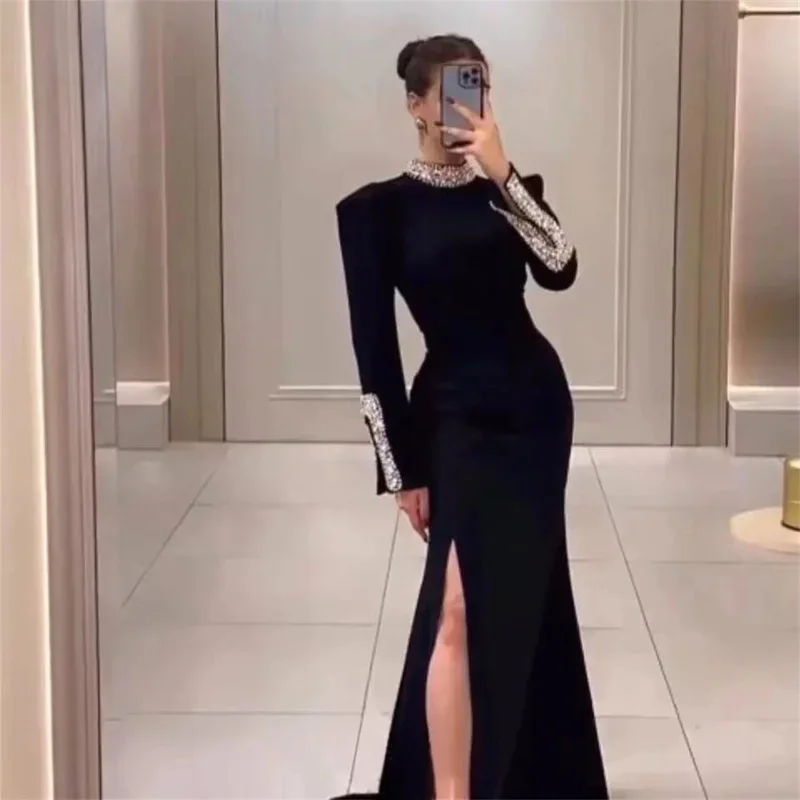 OIMG High Neck Prom Dresses Sheath Crepe Satin Rhinestones High Spllit Long Sleeves Black Women Evening Gowns Formal Party Dress