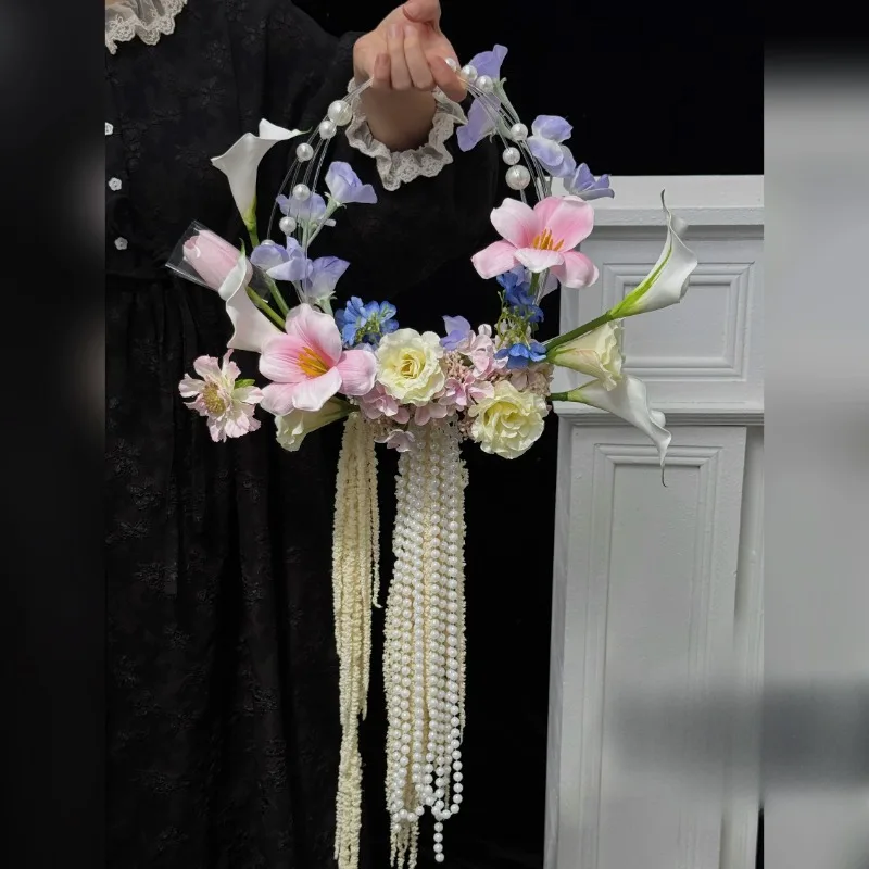 

Artificial flowers, niche atmosphere, hand-held, bride certificate engagement photo wedding dress props bouquet