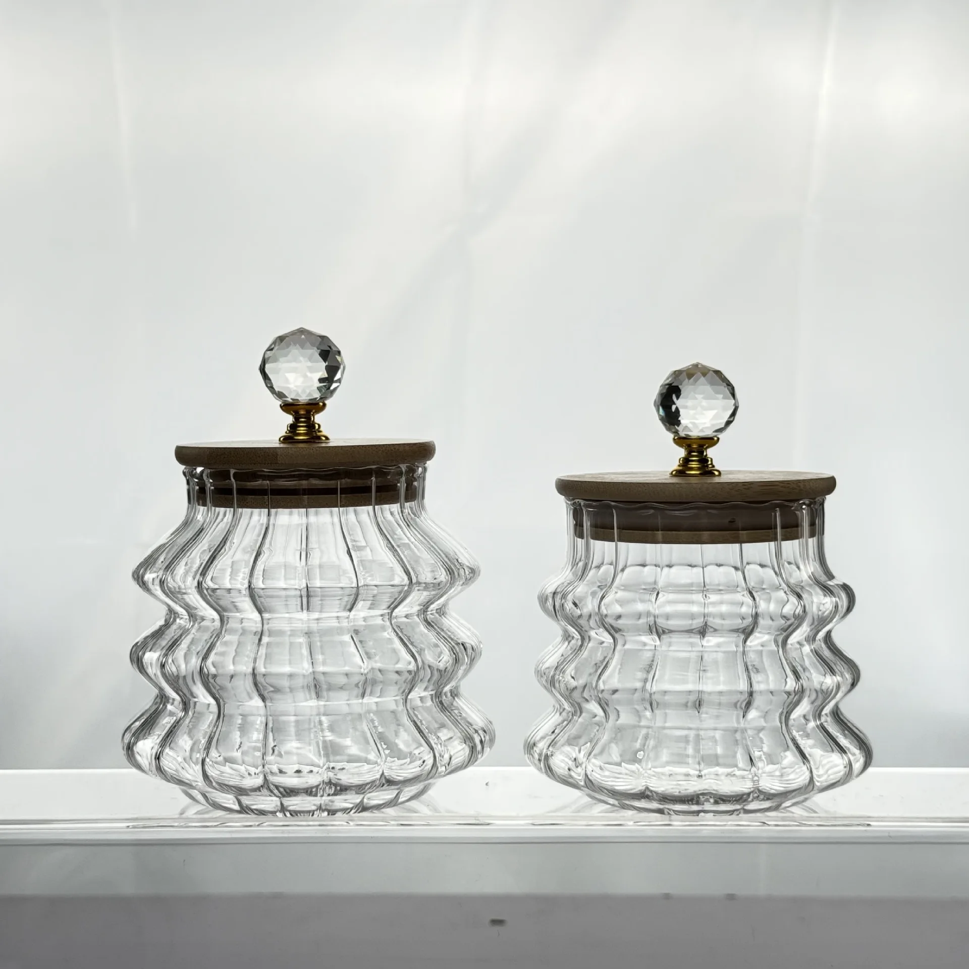High Borosilicate Glass Container with Lid Striped Bamboo Cover Striped Christmas Tree Storage Jar Tea Sealed Jar Candy Jar