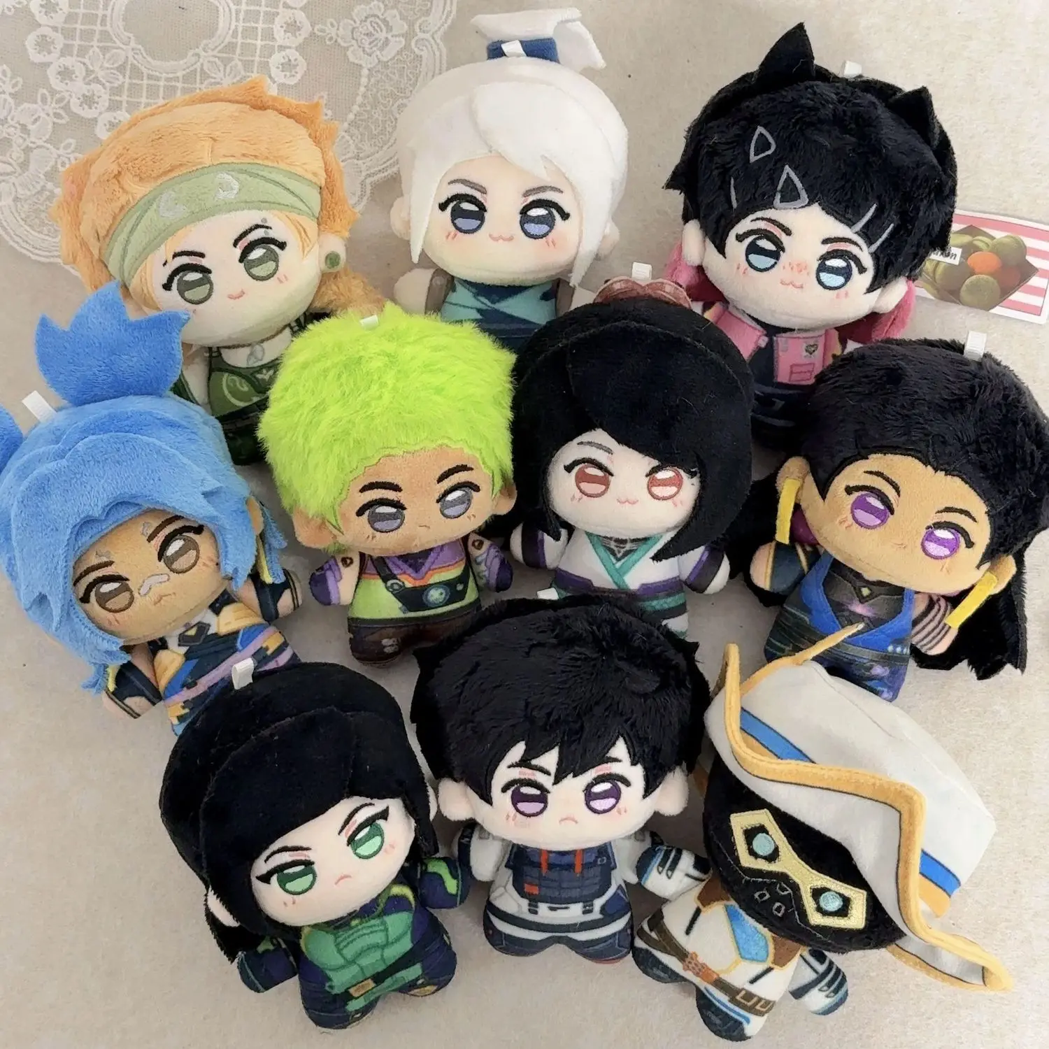 

New 10cm Game Valorant Plush Doll Cypher Clove Adorable Neon Iso Skye Reyna Gekko Viper Sage Jett Omen Yoru Bag Pendant Toy Gift
