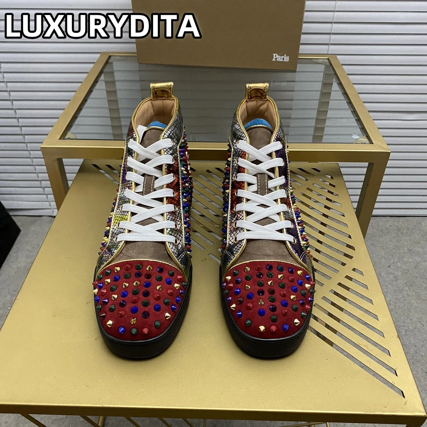 

Top Quality Womens Trendy Casual Tennis Shoes Luxury Mens Real Leather Sneakers 35-48 Designr Rivet Red Sole Lovers Shoes M0107