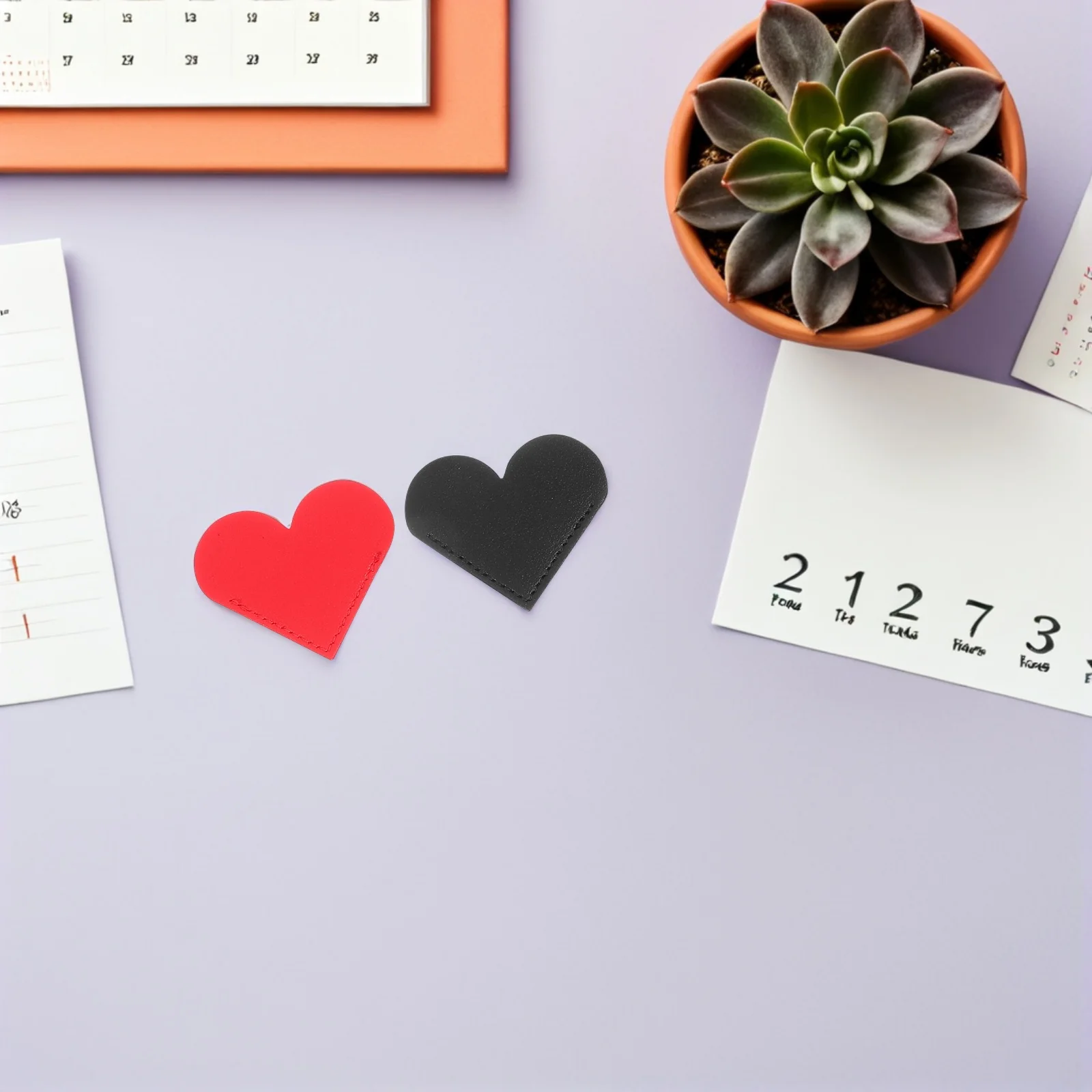 

16Pcs Retro PU Bookmarks Heart Shape Corner Page Markers for Readers Valentine Present Set Heart Bookmark