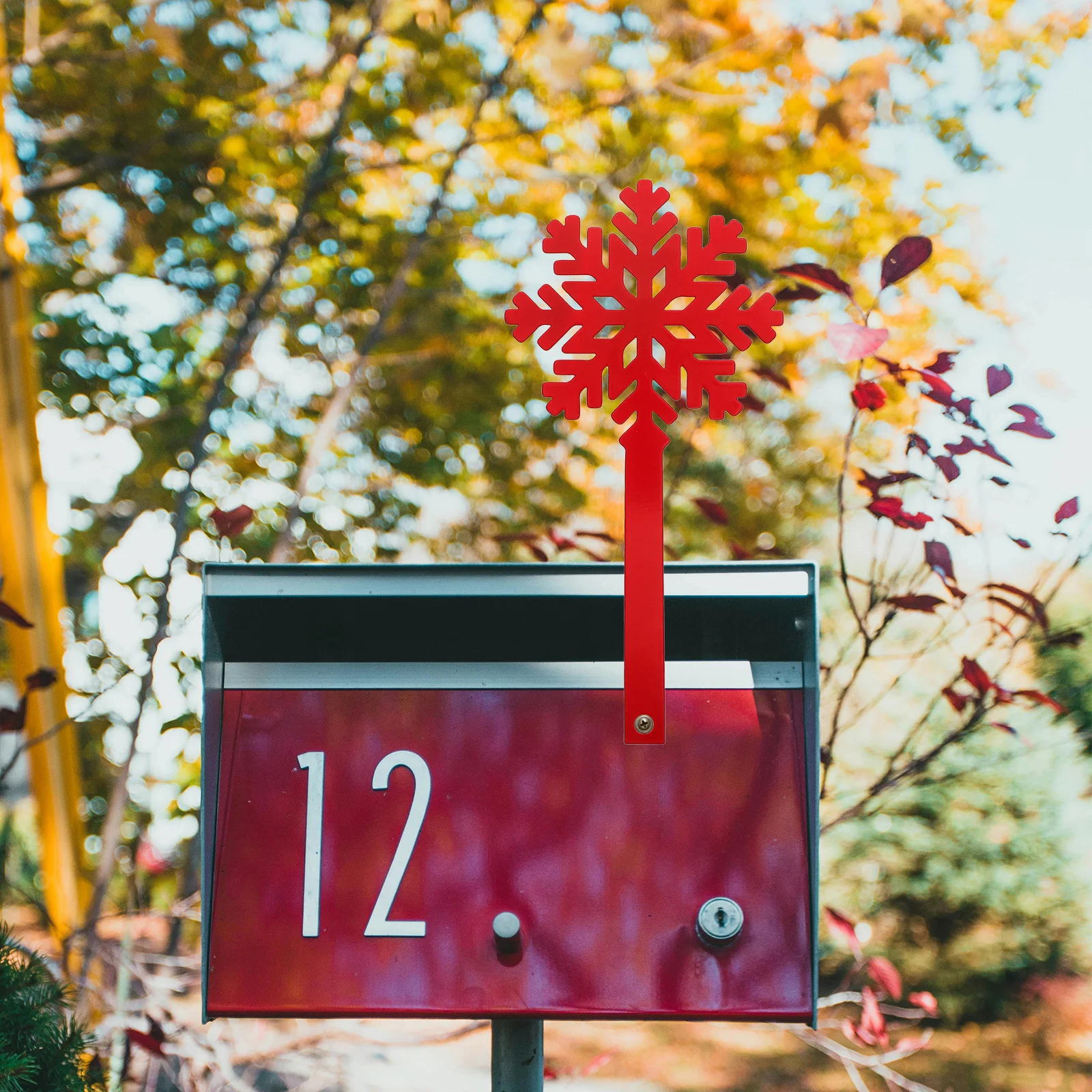 

Mailbox Snowflake Topper Decor Heavy Duty Iron Flag Replacement for Charming Yard Exterior Curb Appeal Enhancement