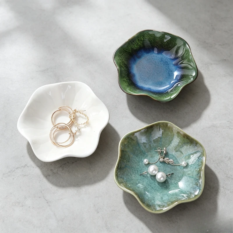 Luxury Ceramic Jewelry Tray Lotus‑Shaped Ring Earring Holder Decorative Display Plate for Desktop Photography Prop