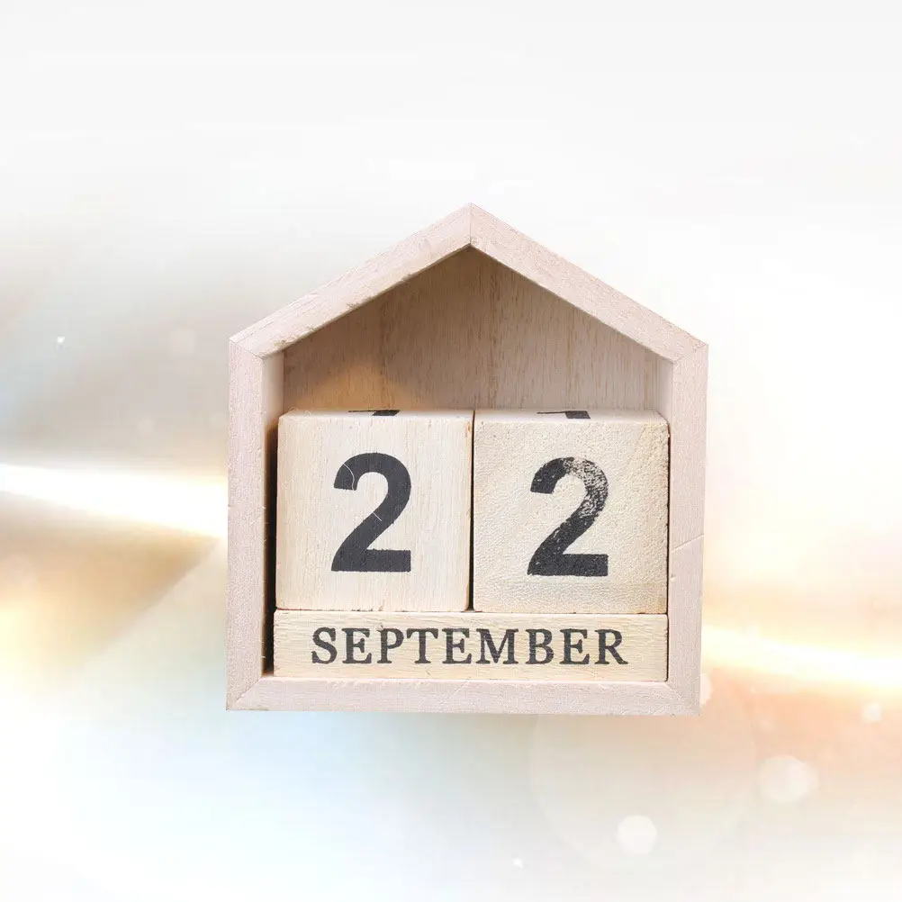 

1Pcs Wooden Desk Calendar Design Manual Turning Retro Desktop Ornament for Living Room Bedroom Office Decoration Wood