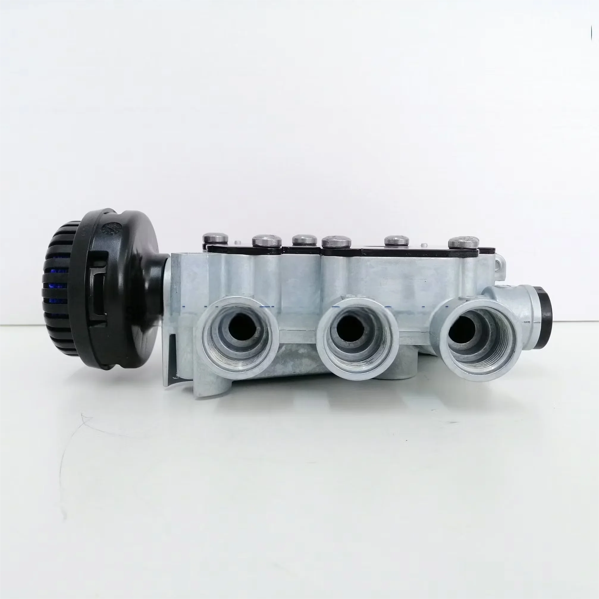صمام الملف اللولبي ECAS الأصلي الجديد 4728800500    DAF VOLVO0 ECAS صمام الملف اللولبي للتحكم في التعليق 4728800010