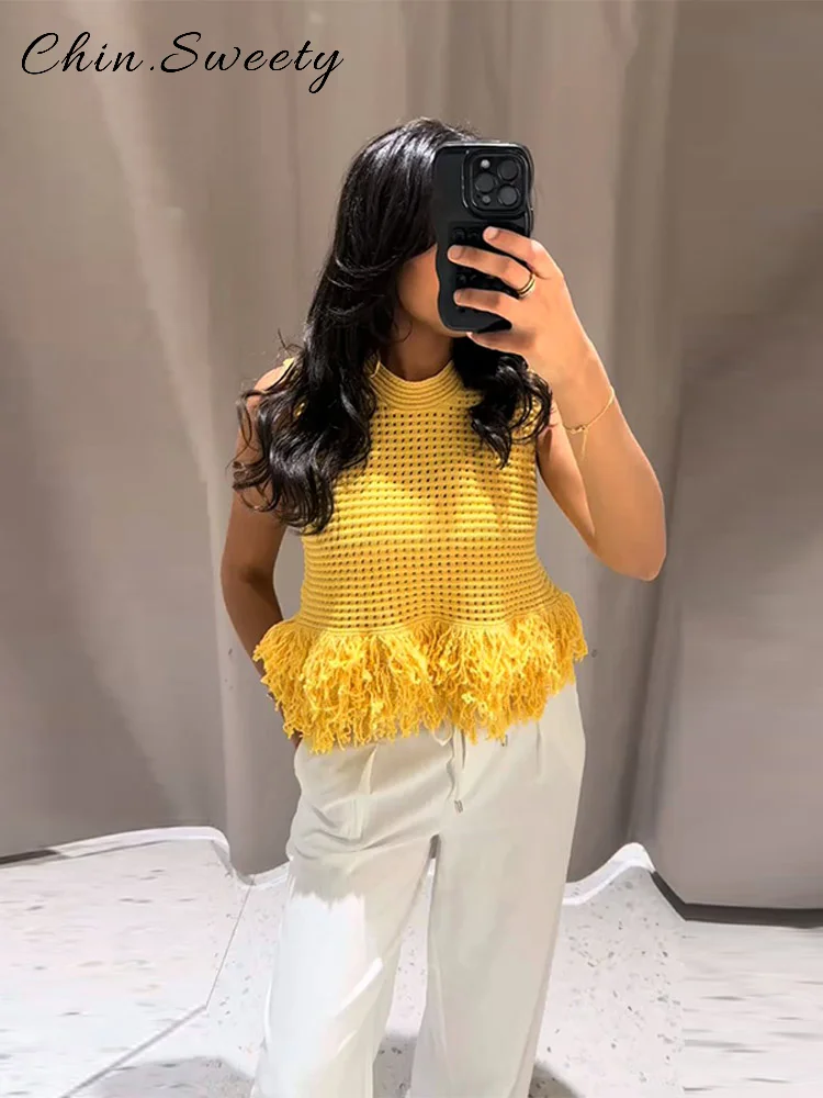 

Elegant Hollow Out Knitted Tassel Pullover Women Yellow O-neck Sleeveless A-match Vests Female 2025 Summer Lady Chic Streetwear