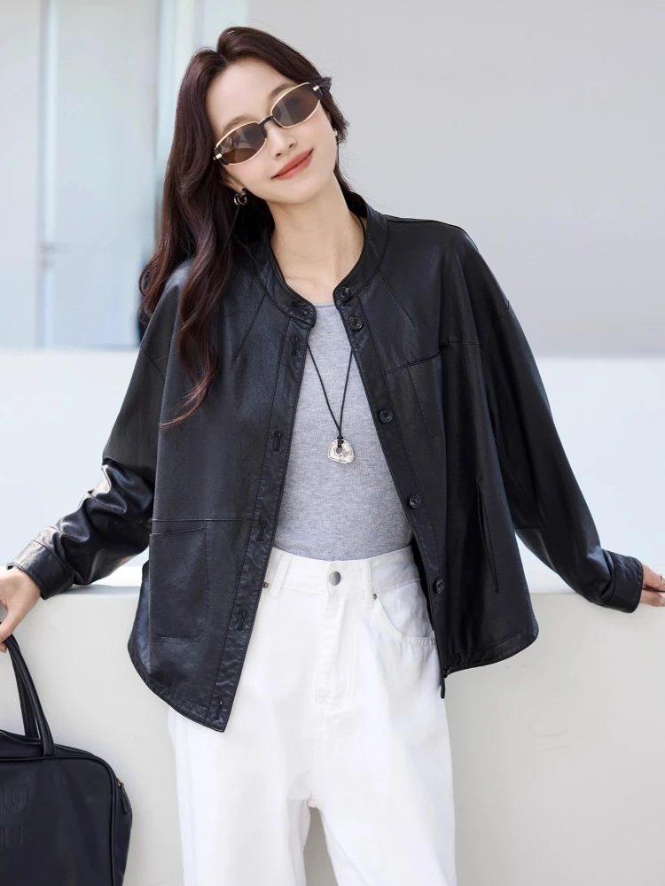 カジュアルショート丈本革ジャケット レディース 春秋 2025 新作 高級 シンプル スタンドカラー ソフト ブラック 本革シープスキンコート
