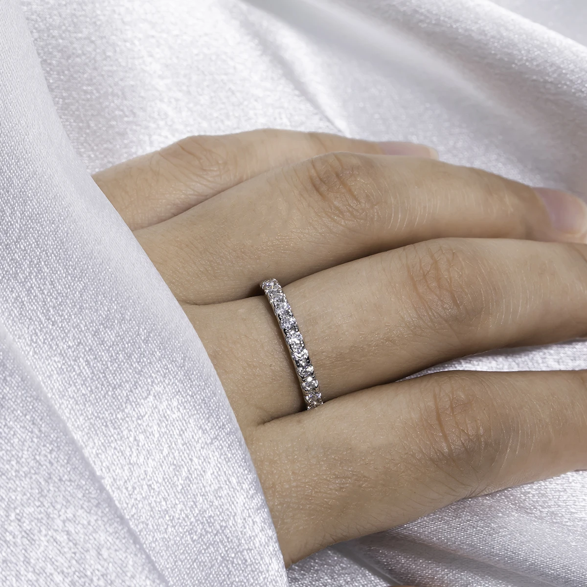 AnuJewel Großhandel 1,9MM D-Farbe Moissanit-Diamant-Bandring 18K Vergoldeter Silber-Ehering Schmuck für Frauen – Detail 6