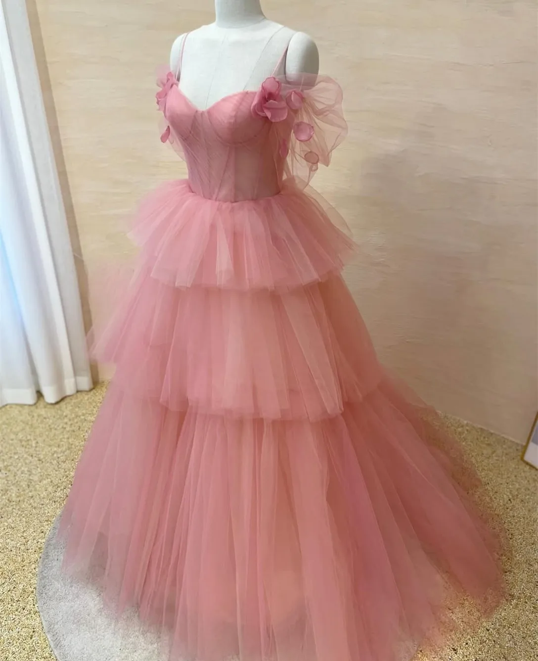 Robes de séance de mariage en Tulle, longues, personnalisées, avec fleurs, ligne a, Style coréen, robe de soirée plissée avec traîne Watteau