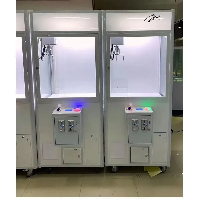 White Japanese Cheap Mini Claw Machine with Bill Acceptor Custom Candy Claw Machine Arcade Toy Best Selling Novelty for Kids