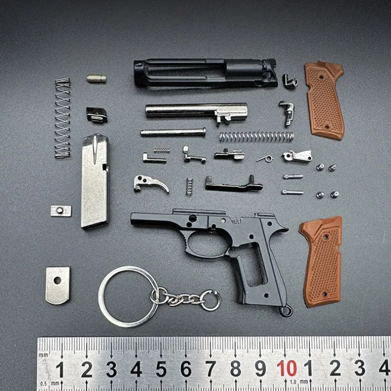 جديد PUBG مقبض من الخشب الصلب مسدس معدني نموذج بندقية 1:3 حجم سبيكة نقش M92F لعبة مجسمة المفاتيح الديكور الحرف التماثيل