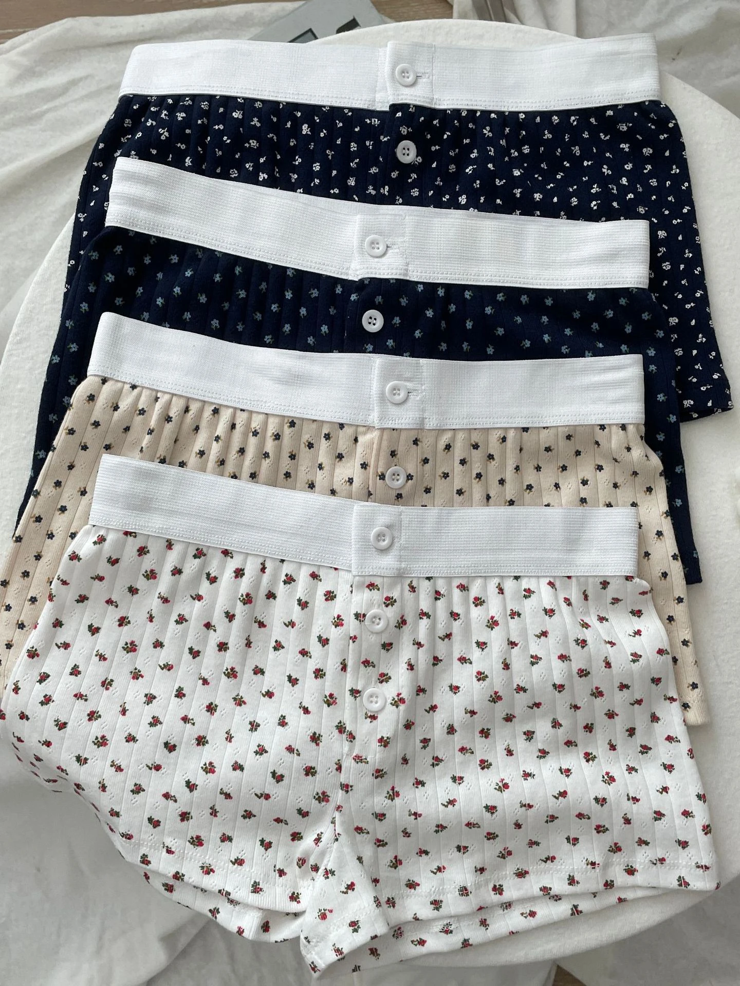 Floral Eyelet Cotton Ribbed Shorts Women Summer Three Buttons Patchwork Straight Short Pant Cute Sweet Thick Home Underwear Y2k