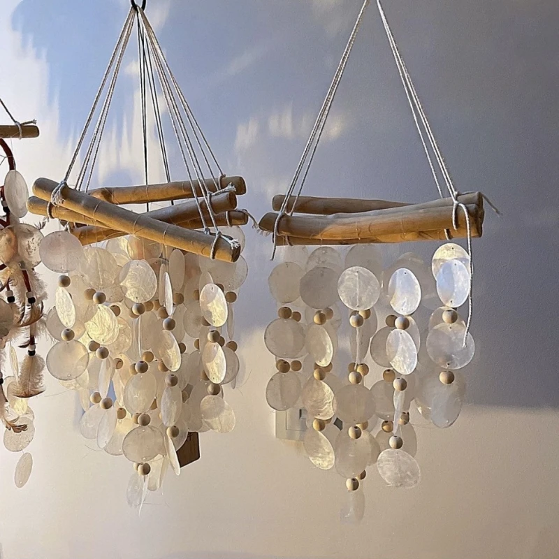 

Handmade natural shell wind chimes, retro style decoration, aerial pendant, material package, homestay children's room pendant.