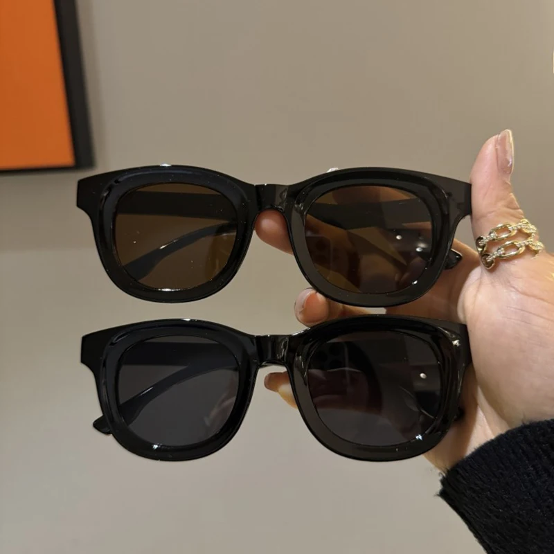 Neue Vintage Quadratische Sonnenbrille für Damen und Herren Marken-Rechteck-Sonnenbrille Ovale Brillen für Männer und Frauen