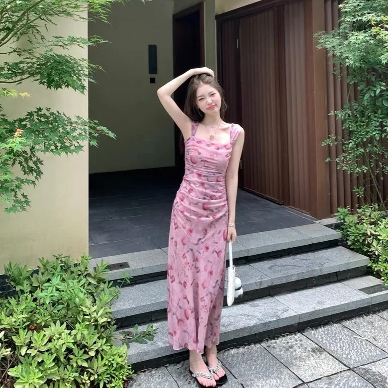 French Pink Floral Strap Dress for Women Summer Dopamine Temperament Waist-Controlled Seaside Vacation Small Skirt