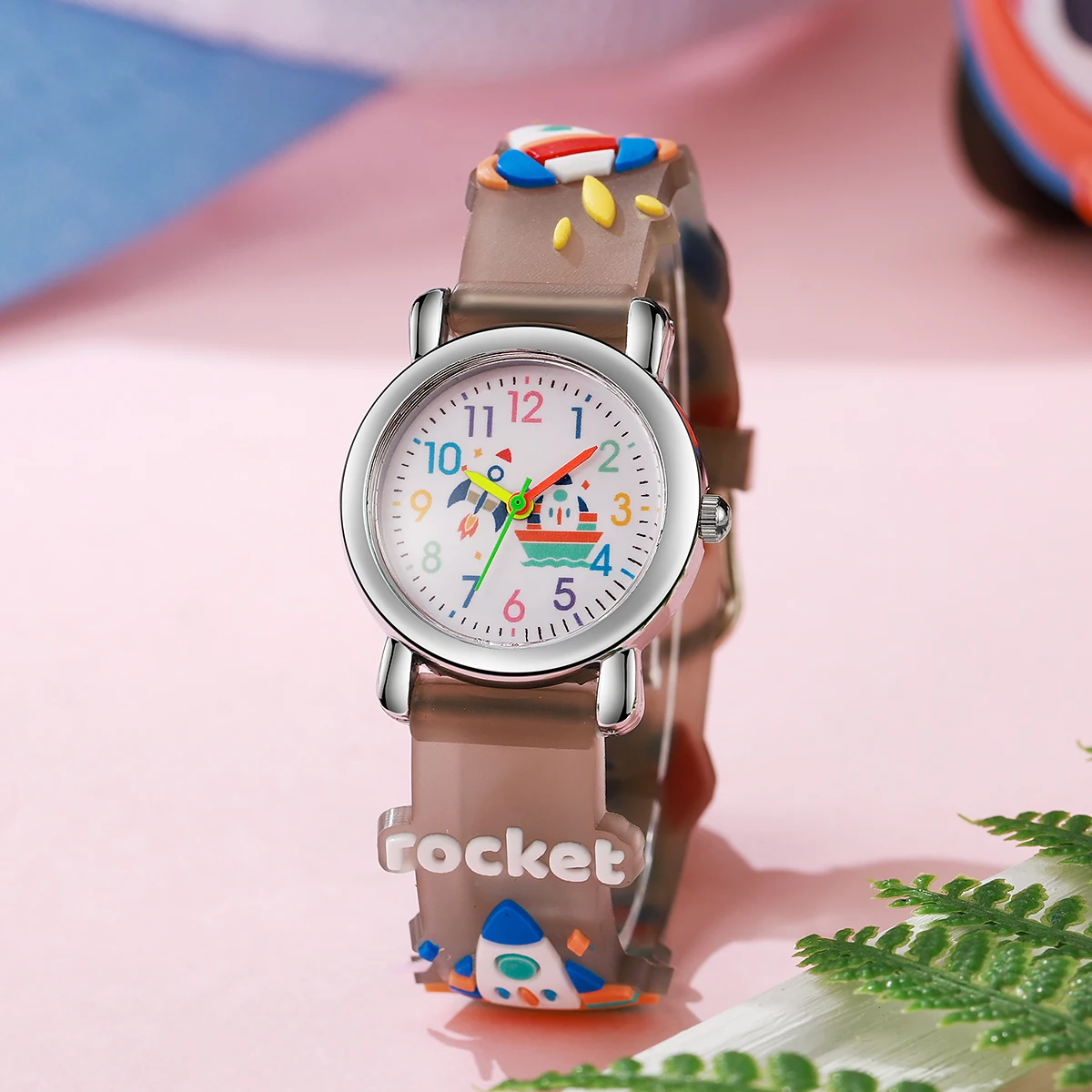 

Симпатичный и креативный силиконовый ремешок с рисунком ракеты, корпус из сплава, кварцевые наручные часы с цветным циферблатом, подходят для Рождества и Хэллоуина g