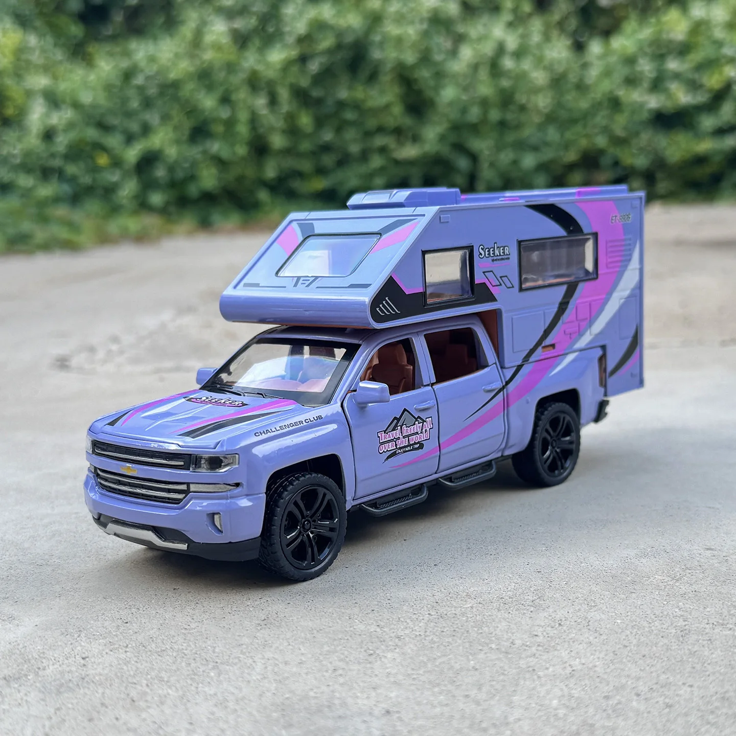 

1/32 New Arrival Special Price Diecast Metal American Camper Replica Model Furniture Display Collection Toys For Children