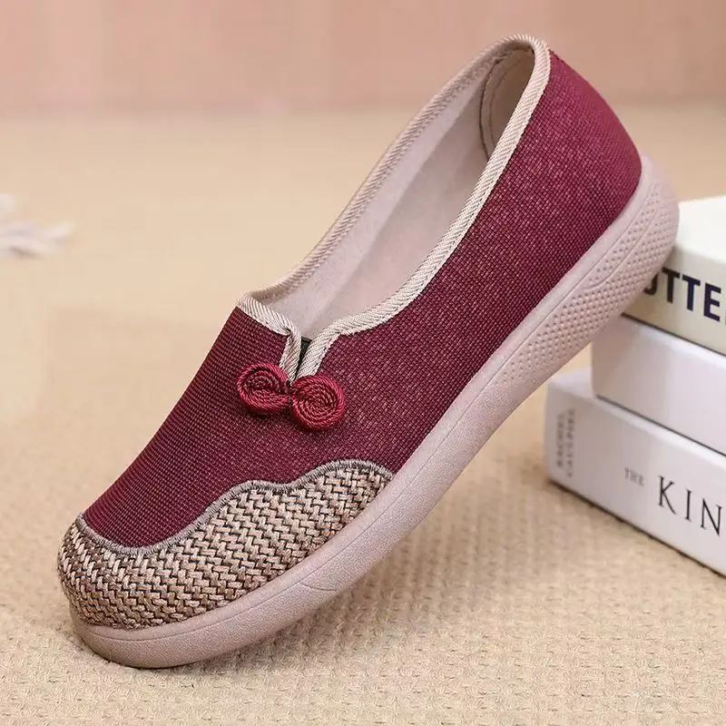 

Middle Aged And Elderly Women Flat Sole Cloth Shoes Spring Summer New Soft sole Shallow Round Toe Slip On Breathable Casual Shoe