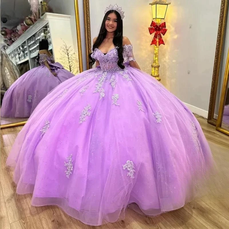 

Lilac Illusion Appliques Lace Bow Ball Gown Quinceanera Dress Off The Shoulder Crystal Corset Vestidos De 15 Años