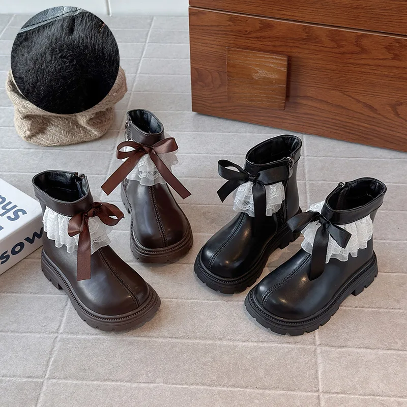 

2025 Winter New Korean Edition Girls' Lace Floating Edge Butterfly Knot with Velvet Short Boots, Children's Warm Princess Boots