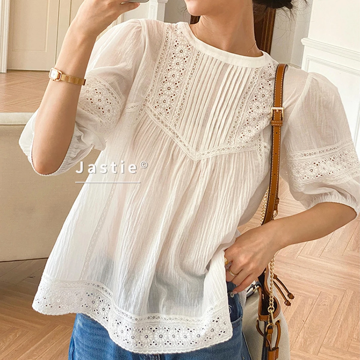 

Vintage French White Cotton Blouse Women Elegant Pintuck Hollow Out Lace Shirt Lantern Sleeve Bohemian Summer Beach Tops Blusa