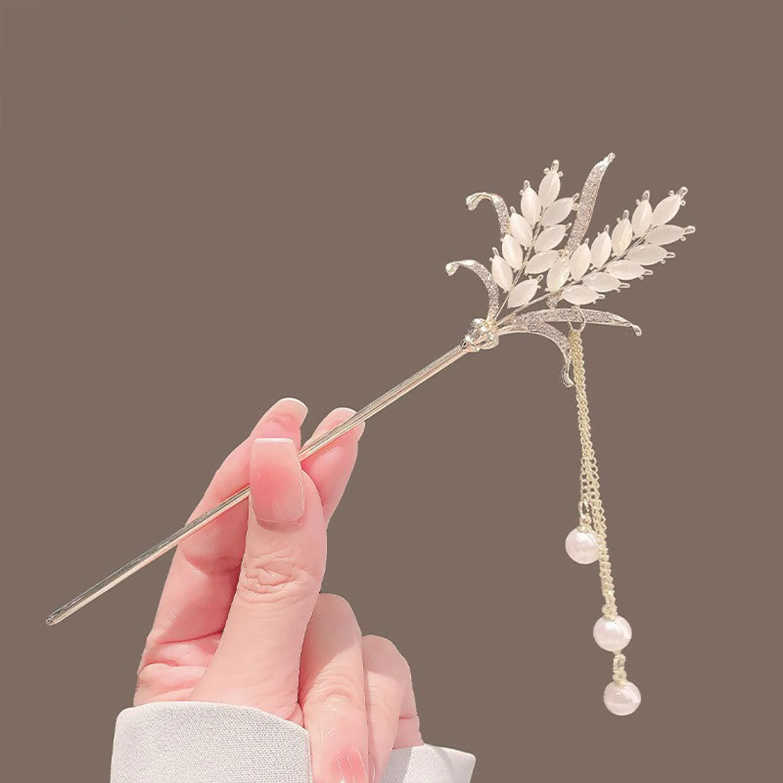 Woman Hair Chignon with Wheat Tassel Fine Workmanship Long Straight Hair Stick Ideal Gift for Mother Daughter