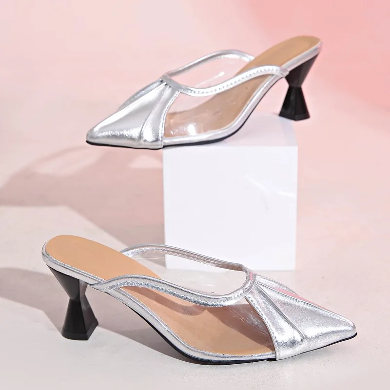 

Spliced Transparent Pointed Toe Thin Heel Baotou Slippers for Women's New Fashion Wear Baotou Slip-on High Heels