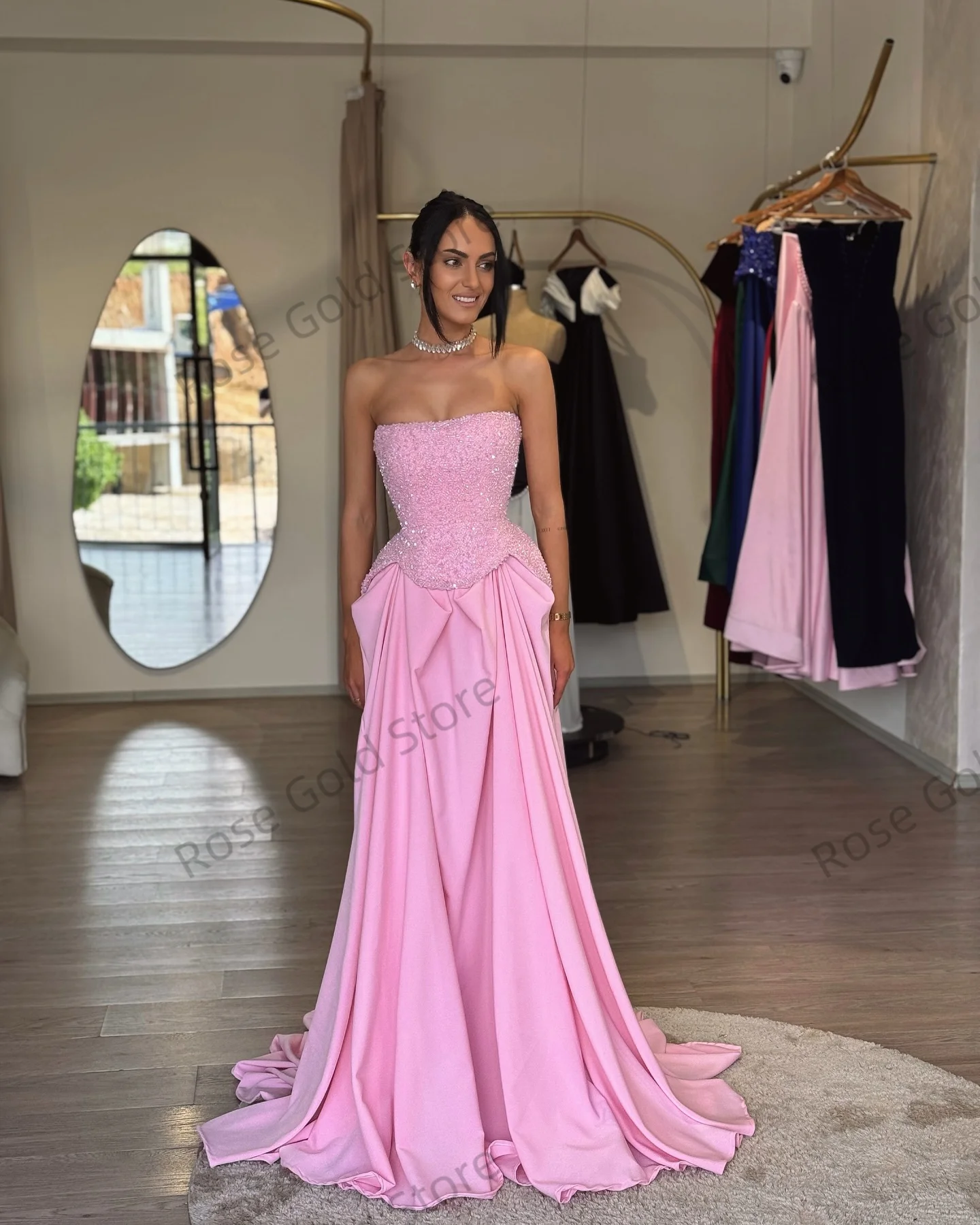 Seksowna Różowa Sukienka na Bal dla Kobiet Bez Ramiączek Trapezowa Z Koralikami Formalne Suknie Wieczorowe Szyte na Miarę Błyszczące Empire Marszczone Vestido de Fiesta