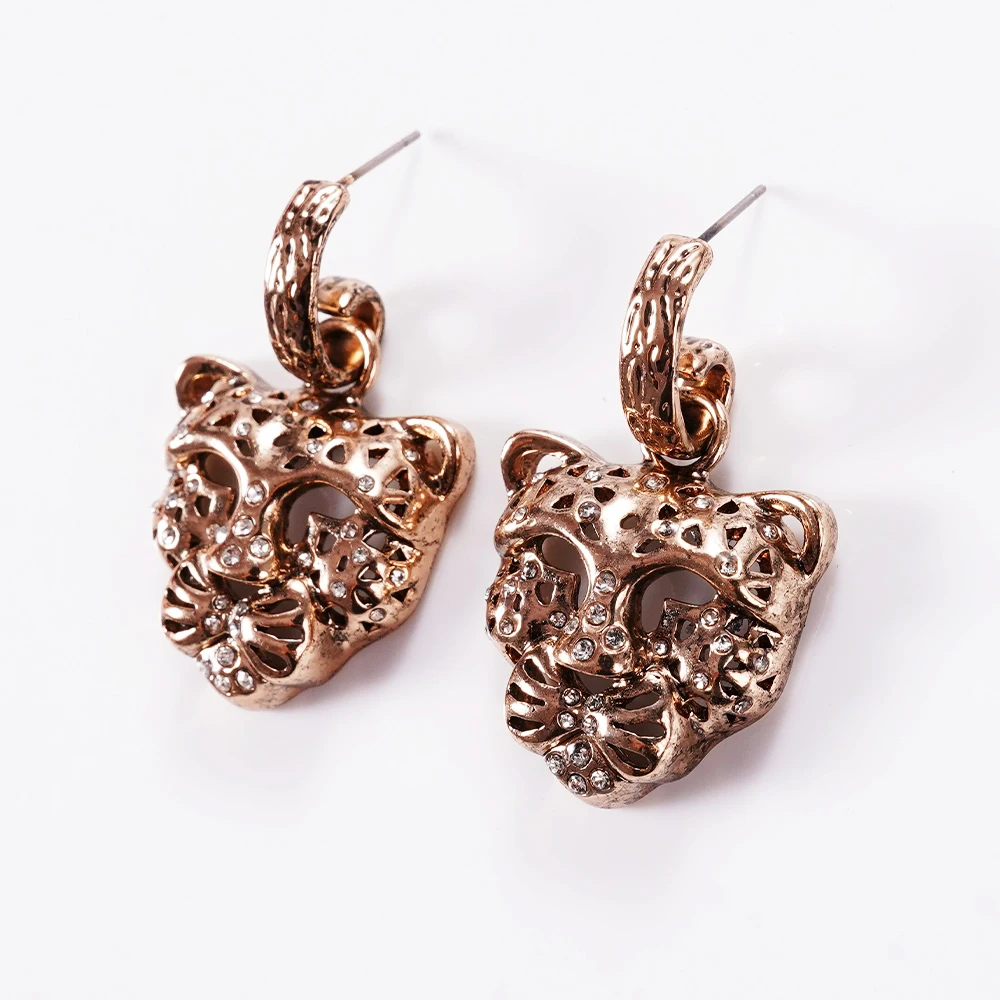 

European Stereoscopic Trend Cute Leopard Earrings Pendant Ancient Hollow out Rose Gold Color Lovely Fashion Earrings Jewelry