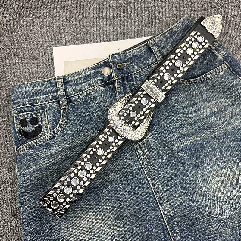 

Дизайнерский кожаный ремень с кристаллами и заклепками Y2K для женщин, мода Millennial Goth, аксессуар для джинсового ремня для шорт