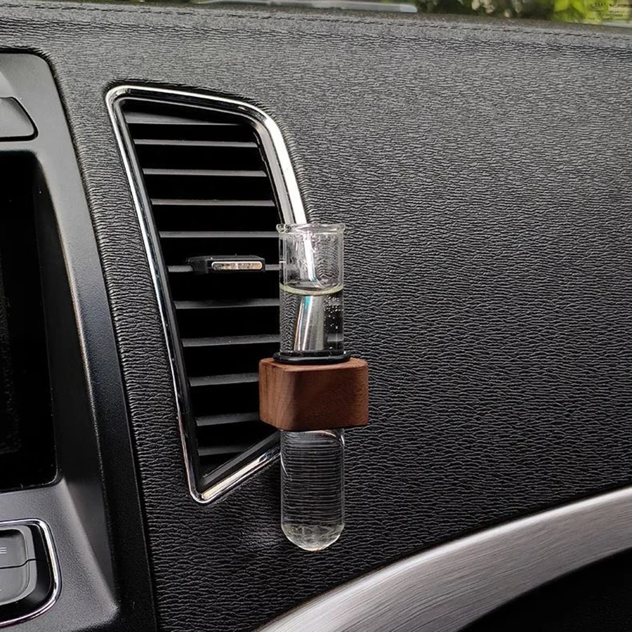 مزهرية زهور سيارة صغيرة مستقرة كليب أنيقة قابلة للتعديل تنفيس السيارة زهرة زهرية الجوز والزجاج الإبداعية سيارة تنفيس ديكور لوحة القيادة