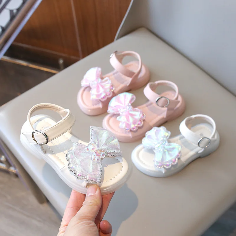 

Girls' Sandals 2024 Spring and Summer New Fashion Baby Rhinester Shoes Korean Version Bow Princess Soft Soled Dance Shoes