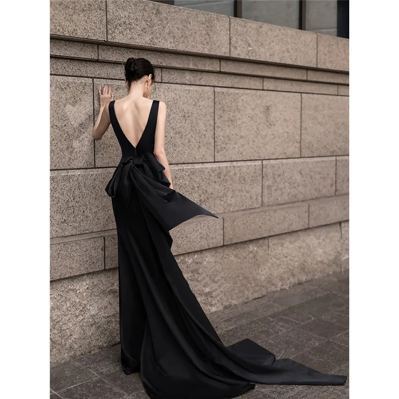 Robe de Soirée Élégante en Satin à Col en V pour Femme, Tenue de Bal Simple, Légère et Luxueuse en Forme de Sirène, avec Grand Nministériels d, Disponible en Noir