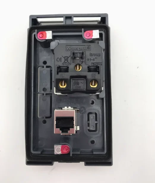 

4000-68713-8090001 Mur Совершенно новый оригинальный оригинальный продукт Панельная розетка RJ45 CAT5e