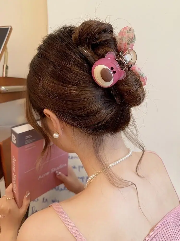 Ab strawberry bear cute ins grab clip large summer hairpin cartoon new sweet shark clip on the back of female head.