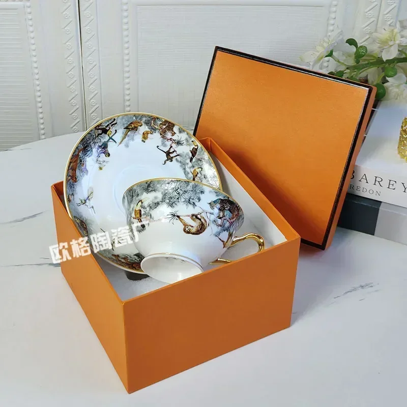 

Чайный сервиз из костяного фарфора на английском языке — кофейные чашки с золотой отделкой, блюдца и тарелки для торта, классический послеобеденный чай