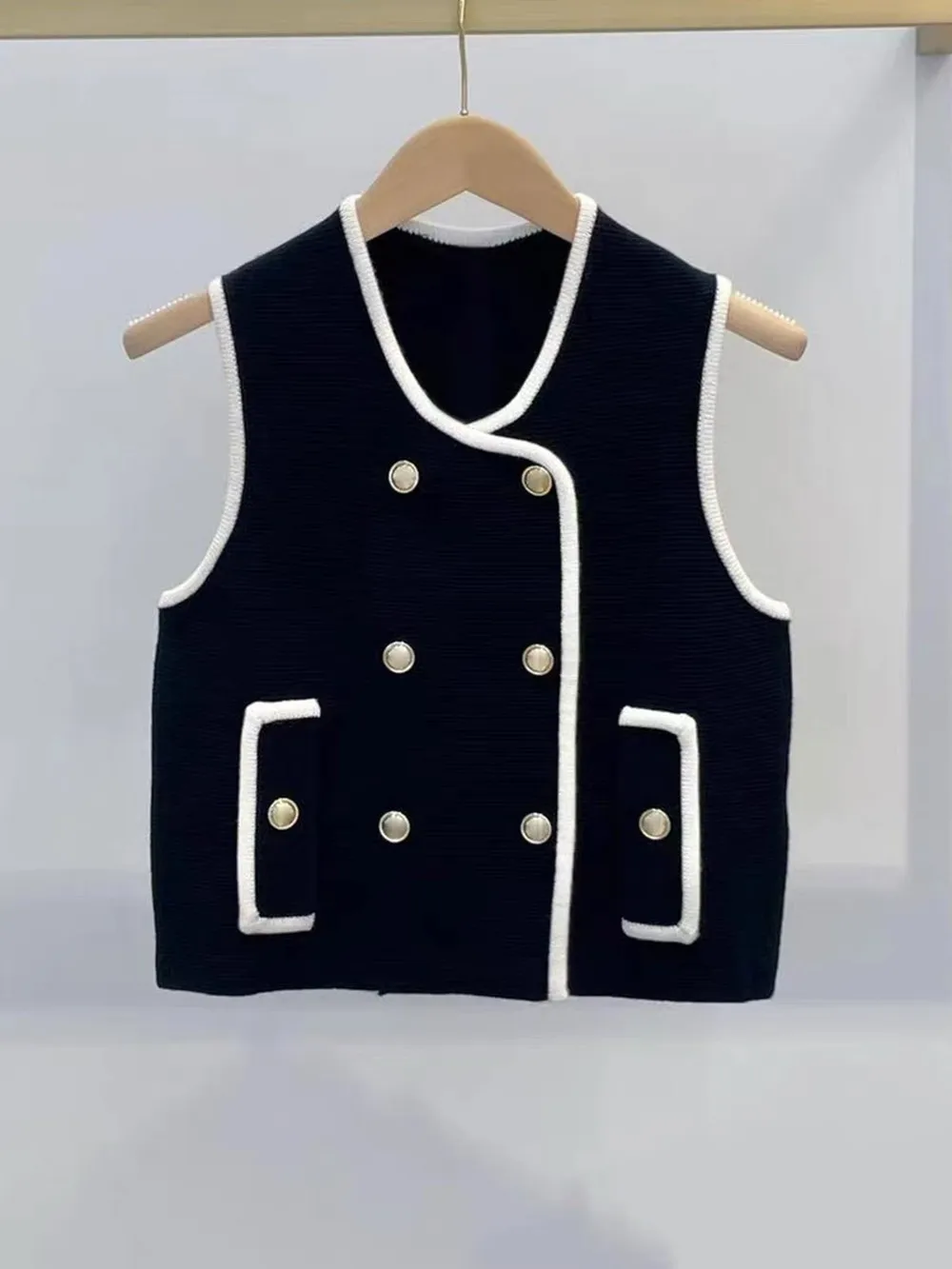 

Высококачественная версия, двухрядная цветная пуговица в стиле ретро, вязаный круглый жилет Ne, топ, женский модный европейский маленький жилет