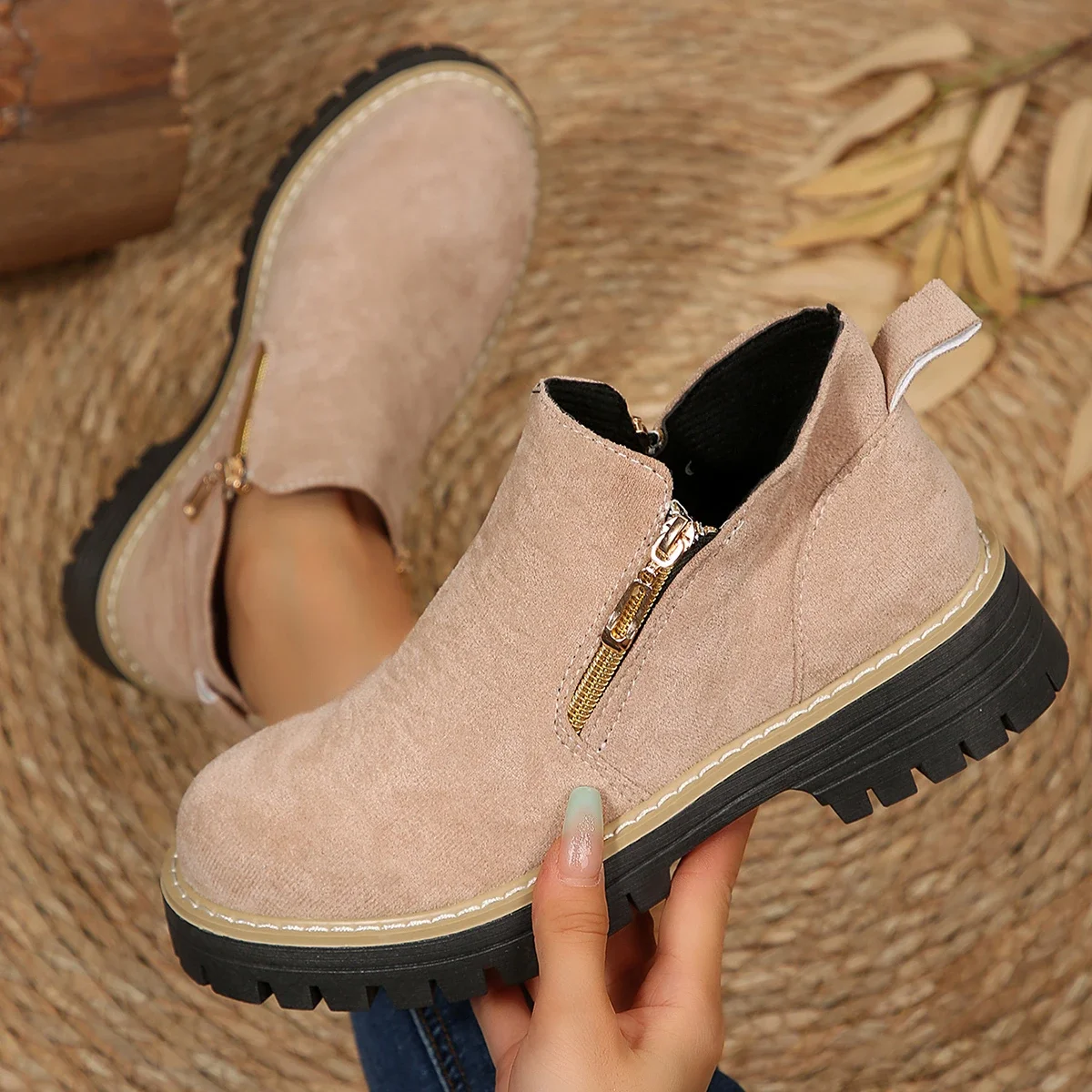 Women Boots Simple Stylish Ankle Boots Plus Size Platform Shoes Women Trend Thick Sole Boots Fashion Comfortable Shoes for Women