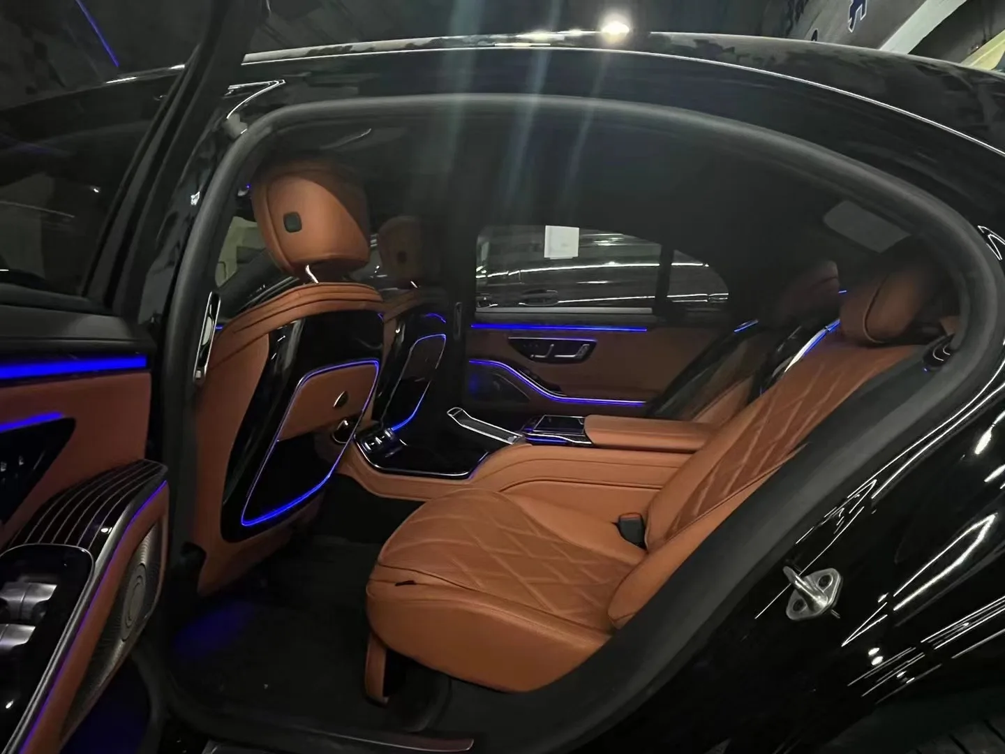2023 New Design S-class Interior Upgraded Kit Modified To MBH Electric table with Atmosphere light For W223