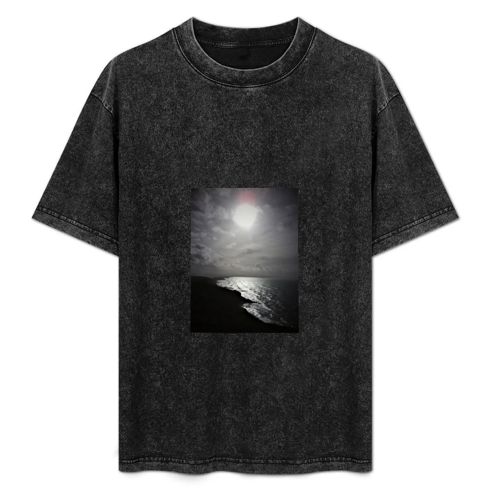 

Hot Summer Day at the Cornwall Coast T-Shirt Fashion Casual Short Sleeve Top