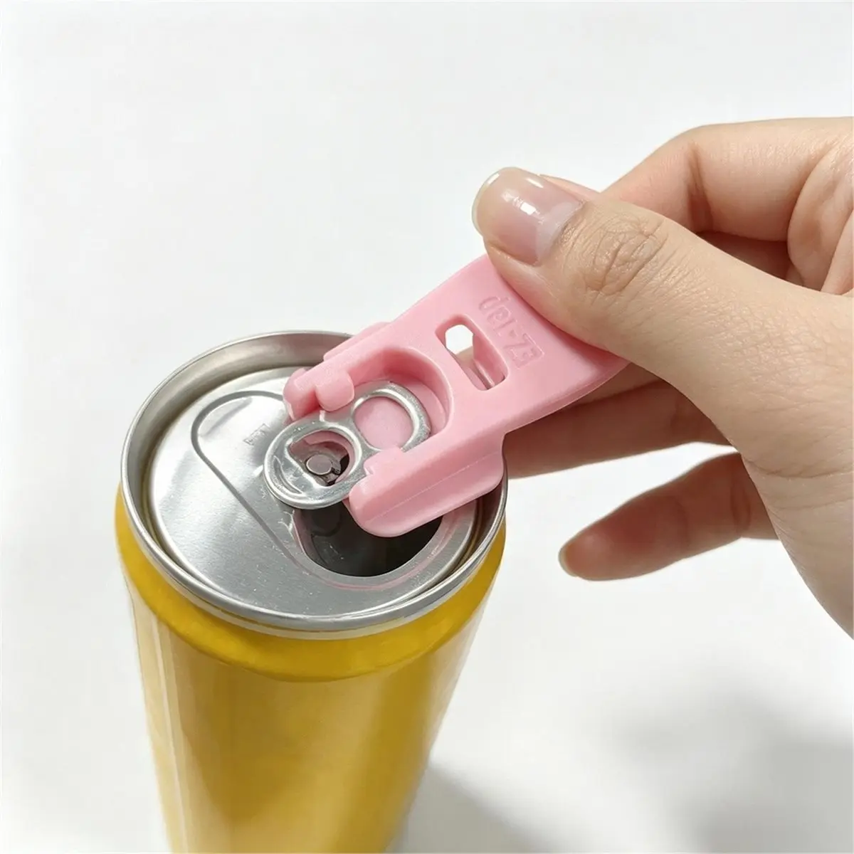 Soda Can Opener Set, 8PCS 4 Colors Easy Tab Opener and Drink Protector with Reusable Complete-Cover Plastic Can Toppers