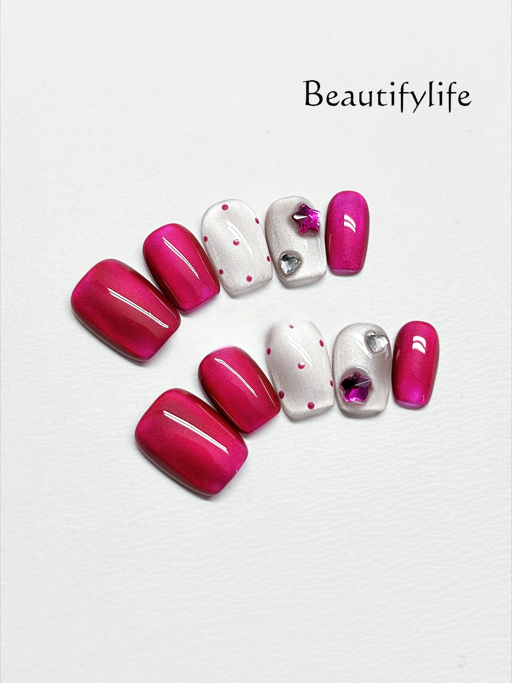 

Handmade nail carmine polka dot short nail patch
