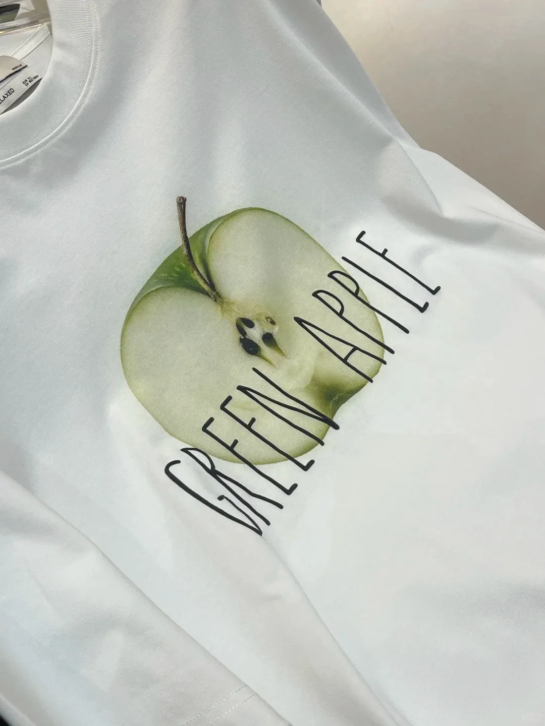 تي شيرت أمريكي بسيط بأكمام قصيرة تفاصيل مليئة بالصيف فائق التحمل للرجال والنساء Harajuku بلوزة كبيرة الحجم غير رسمية #3