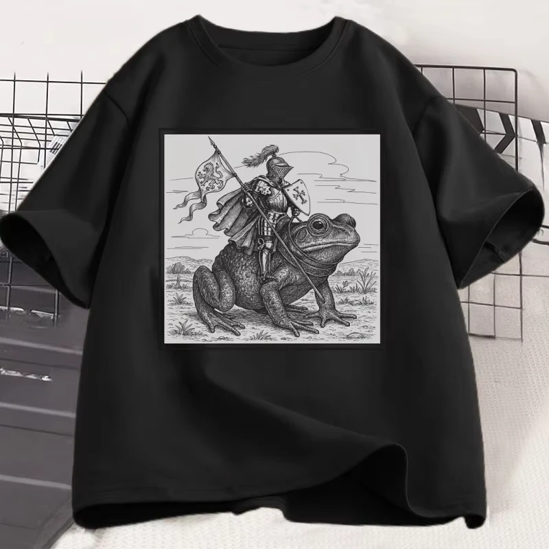 Unisex T‑shirt Medieval Knight Riding Frog Graphic Tee Crew Neck Short Sleeve Vintage Engraving Art Print Casual Retro Top