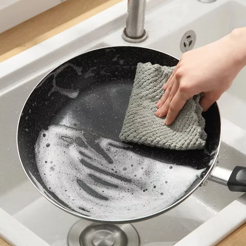 Thickened Patterned Coral Fleece Scrubbing Pad Ultra-Fine Fibers Highly Absorbent Removing Oil Stains Water Kitchen Towel