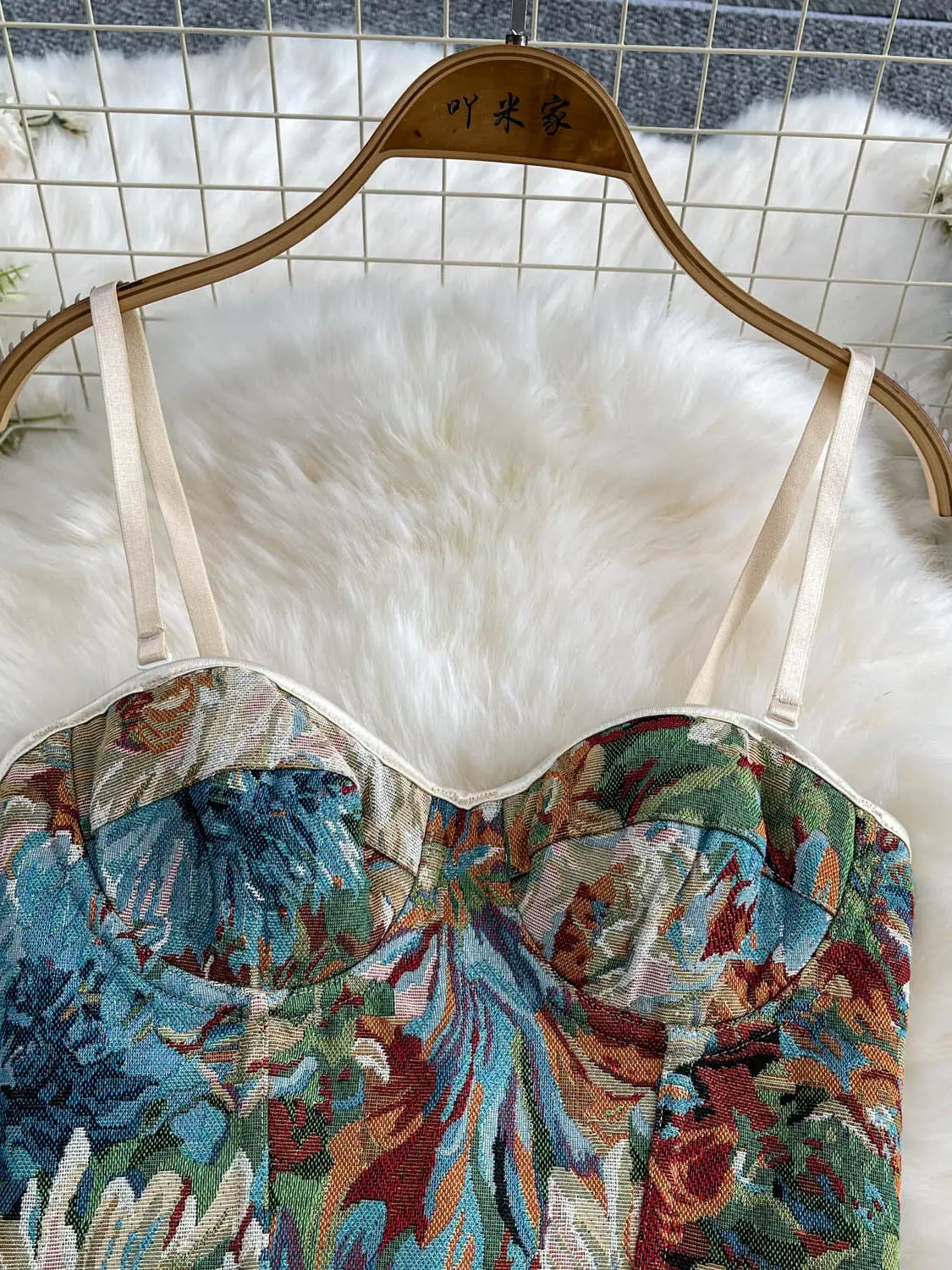 Women Dark Green Y2K Corset Top Court Style Vintage Oil Painting Style Heavy Jacquard Camisole Lace-up Tank Top for Summer 2026