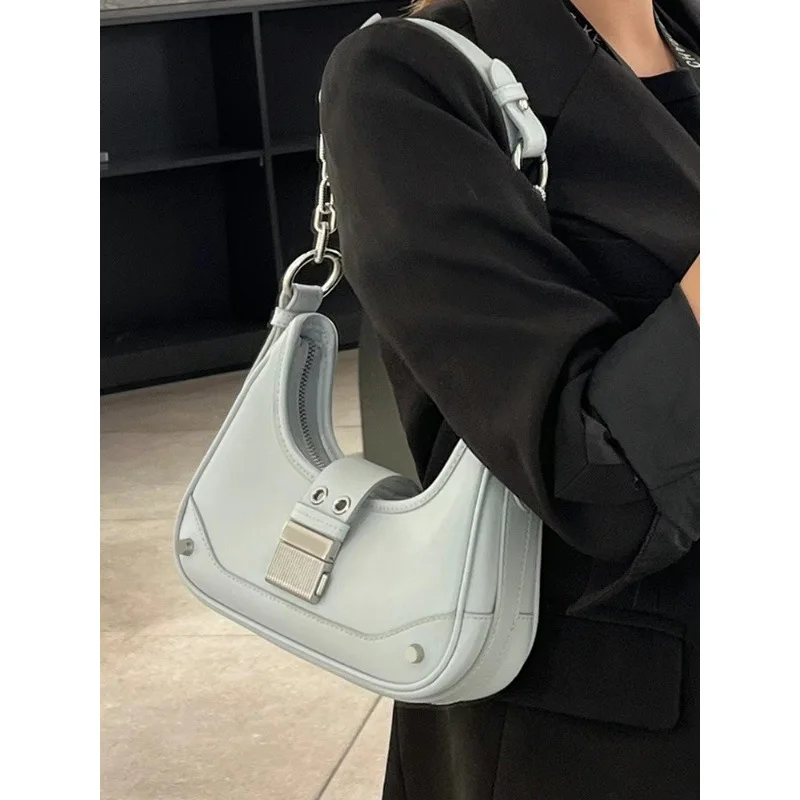 Moon Bag for Women 2024 New Style Spliced Chain Simple and Fashionable Single Shoulder Armpit Buckle Crossbody Small Bag