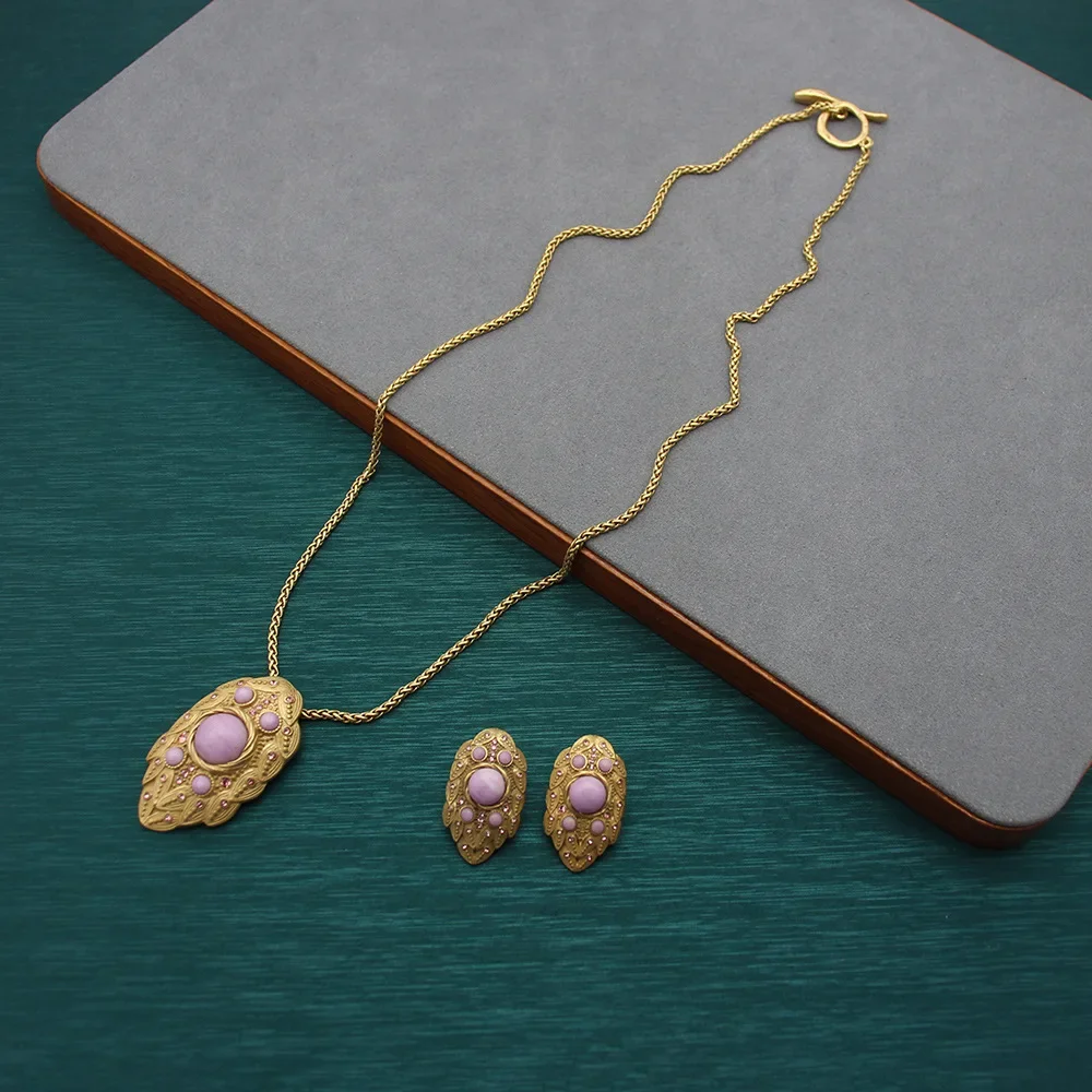 

2025 New Second-hand Women's Jewelry Purple Stone Necklace Earring Set