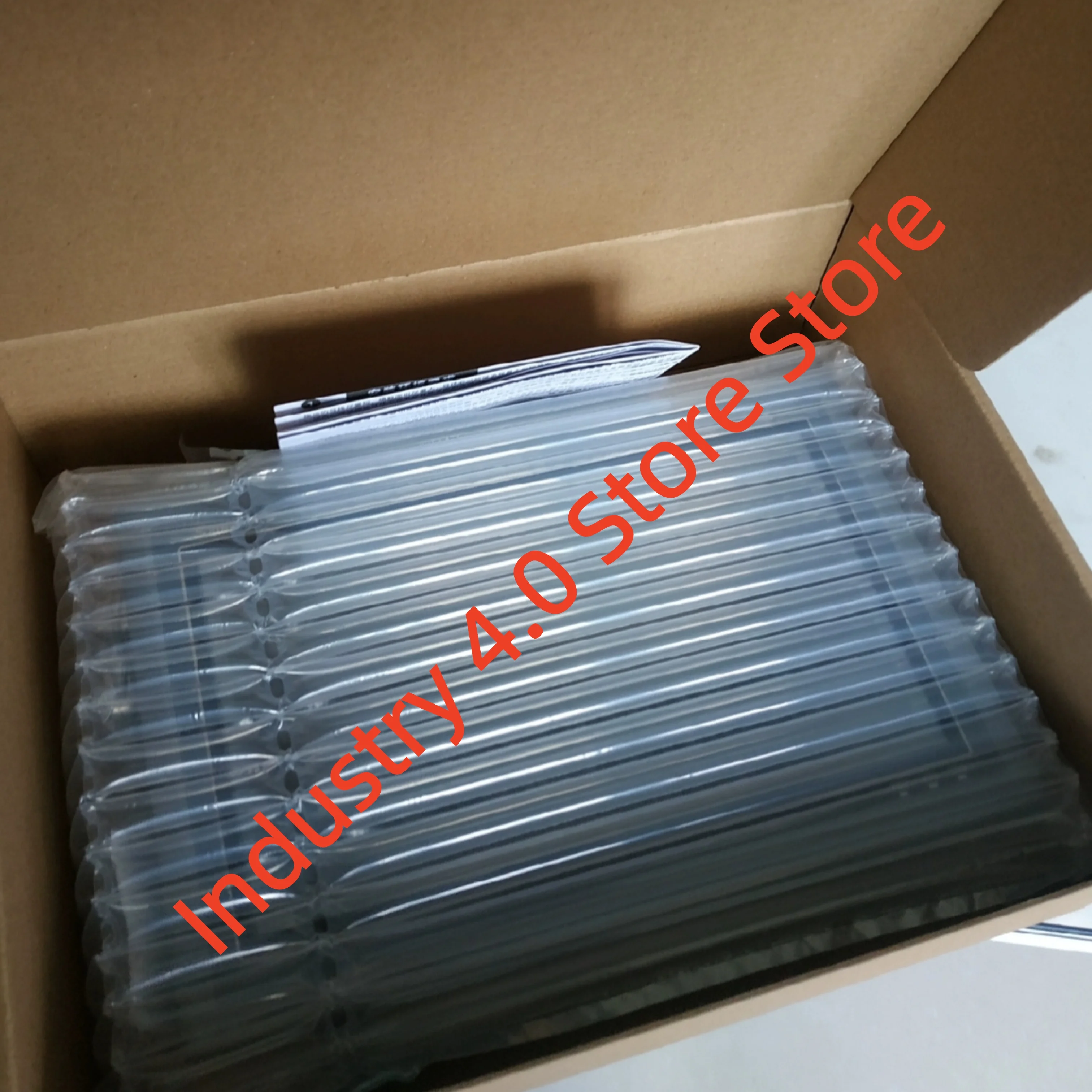 แผงสัมผัส HMI รุ่น SK-102CE รุ่น SK-102CG รุ่น SK-102CS ใหม่เอี่ยม